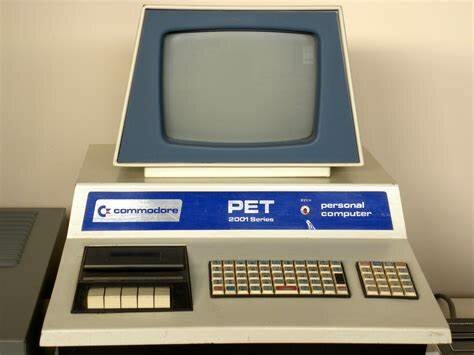 COMMODORE PET