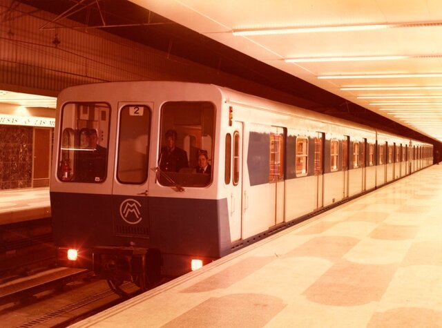 Ferrocarril metro