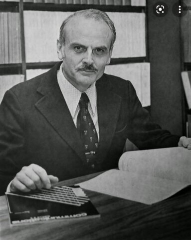 Edgar frank cood publicó una serie de reglas