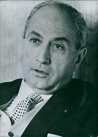 Jean Pinatel, Francia