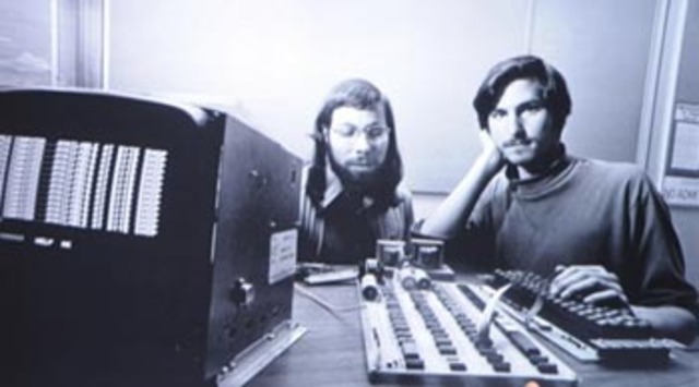 Comienza la asistencia de Steve Jobs a a las reuniones de "Homebrew Computer Club”