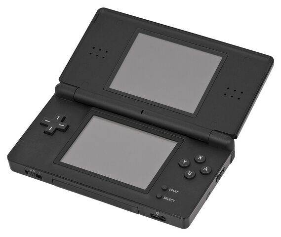 2004 Nintendo DS