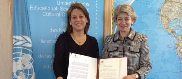 OCT 20, 2005 COLOMBIA ADHIERE A LA CONVENCIÓN SOBRE LA PROTECCIÓN Y LA PROMOCIÓN DE LA DIVERSIDAD DE LAS EXPRESIONES CULTURALES DE LA UNESCO