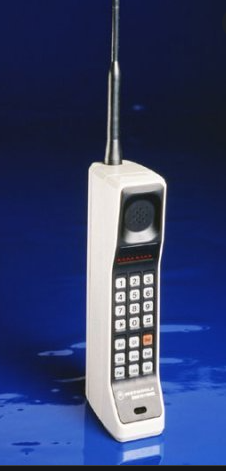 Celular Motorola's DynaTAC y Bashful