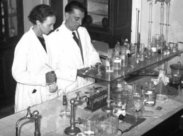 Primera obtención en el laboratorio de un isótopo artificial radiactivo