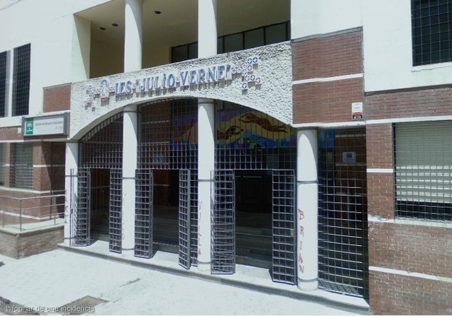 I.E.S. Julio Verne