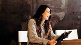 Timeline: Bio como como hija