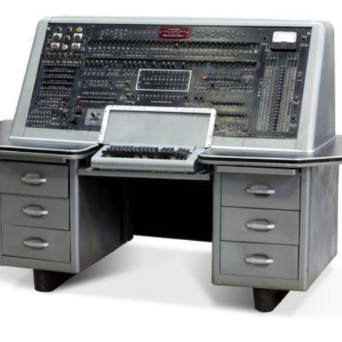 Primer ordenador comercial