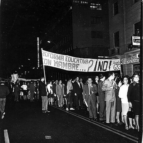 Conflicto con la reforma educativa de 1972