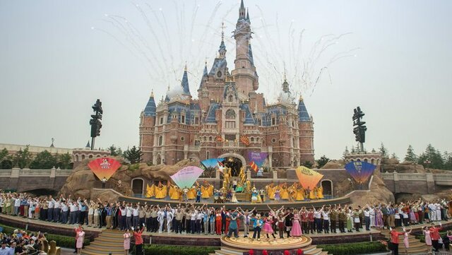 Shanghai Disney Resort opens