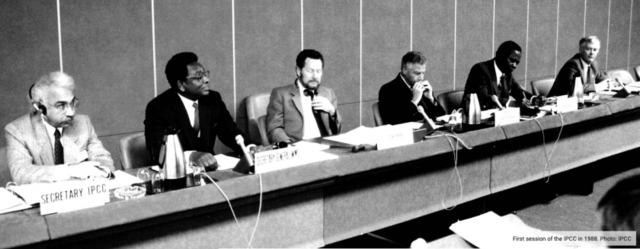 Launch of the Intergovernmental Panel on Climate Change