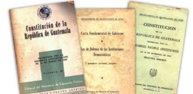 Ubico Reforma la Constitución