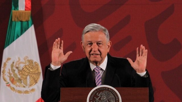 “HAY QUE ABRAZARSE, NO PASA NADA”: AMLO SE REBELA CONTRA EL CORONAVIRUS Y RECIBE OLA DE CRÍTICAS EN MÉXICO.