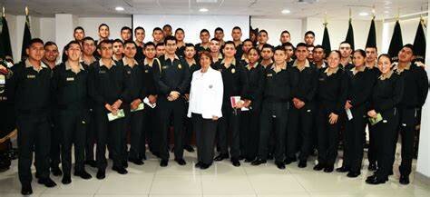 Calos Roumagnac, Benjamín Mart+inez, Fernando Beltrán y otros, crearon una escuela de para policías en la que se enseñaba la criminalística.