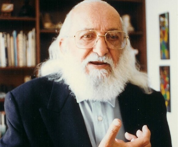 Paulo Freire.