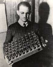 First Computer to Store Memory on Its Own