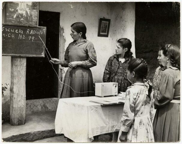 RADIO EDUCATIVA
