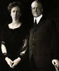 Frank Y Lillian Gilbreth