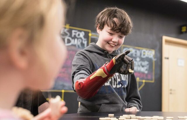 Protesis controladas por el Celebro