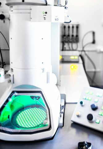 Microscope électronique à transmission