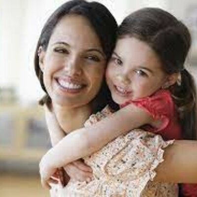 Timeline: BIOGRAFÍA  COMO HIJA