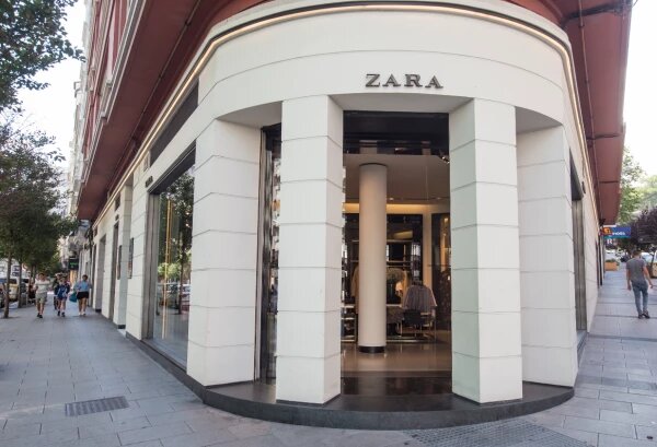 Creación de ZARA