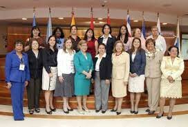 Artículo 12 de la Ley 581 del 2000 - la mujer en cargos publicos