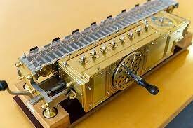 STEPPED RECKONER O MAQUINA DE LEIBNIZ