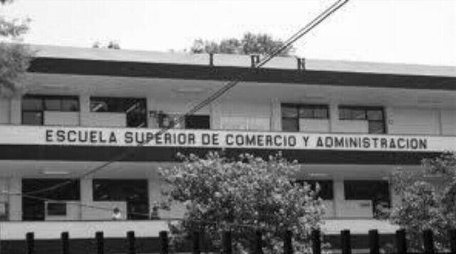Nace el Instituto Comercial