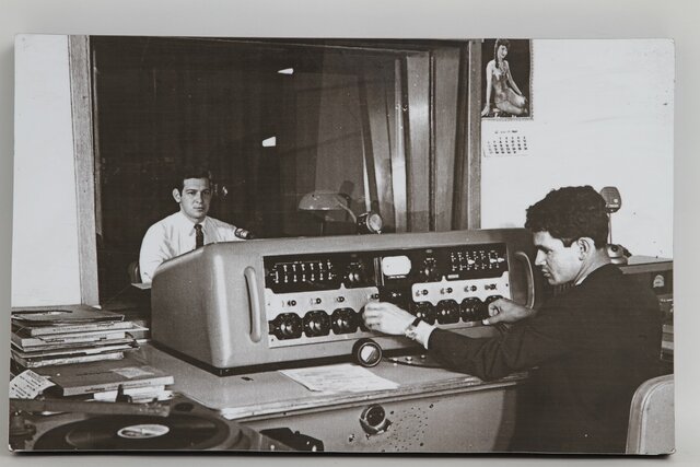 “cátedra viva y animada que sirve de medio de comunicación entre el Estado y el pueblo”