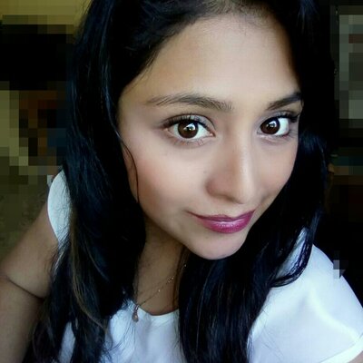 Timeline: Biografía Como Hija María del Carmen Flores