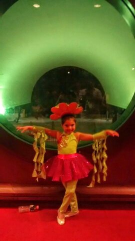 I WANT TO BE A DANCER.