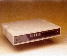 Se crea el primer módem alambico