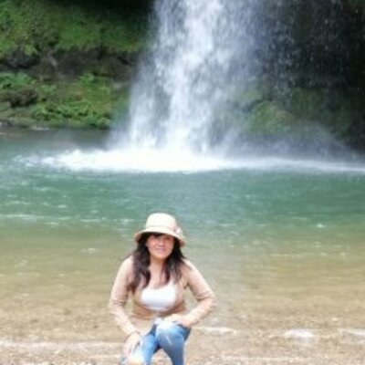 Timeline: Biografía  hija Gloria Martin Márquez