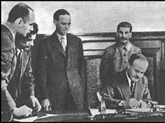 El Pacto de la Embajada