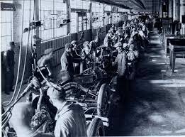 Henry Ford- Sistema de producción en linea.