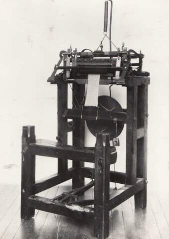 The First Knitting Machine is Invented