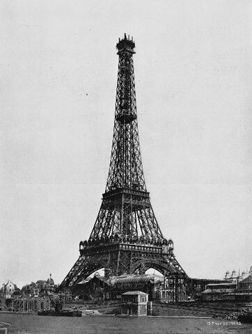 The Eiffel Tower, a sample of the iron architecture of the s. XIX.