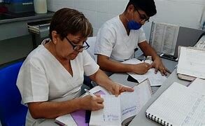 Enfermera profesional.