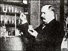 chemist Svante Arrhenius concludes that industrial-age coal burning enhances the greenhouse effect