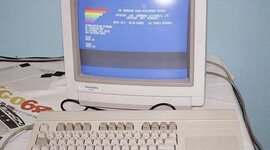 Timeline: Dispositivos mecánicos y electromecánicos de cálculo y datos de las 5 generaciones de computadoras.