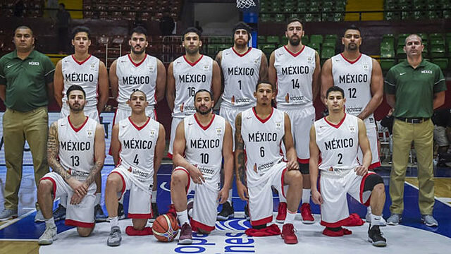 Cambios en el Baloncesto Mexicano, inicio de "Los 12 guerreros"