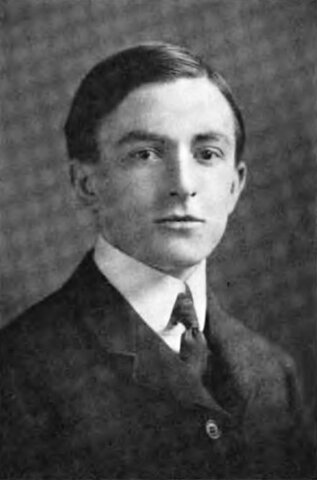 Raymond Hood. (1881-1934).