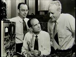 John Bardeen, Walter Brattain, e William Shockley,