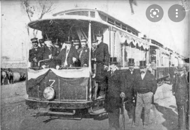 Locomotora y tranvía