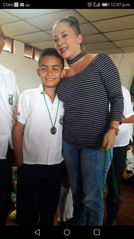 Recibí medalla de honor en el grado 5