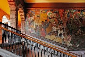 Abre la Escuela Nacional Preparatoria