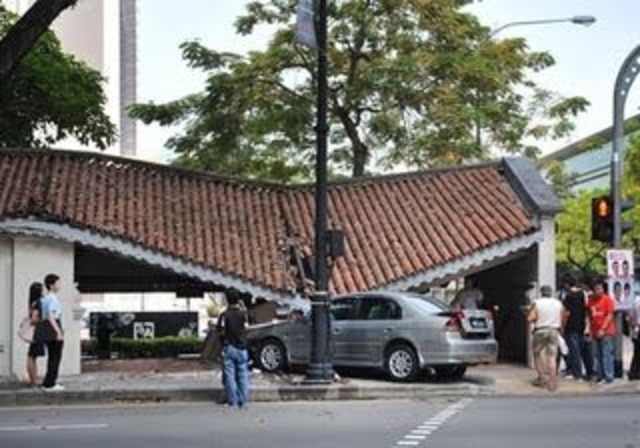 Part of Chijmes roof damaged by car in acciden