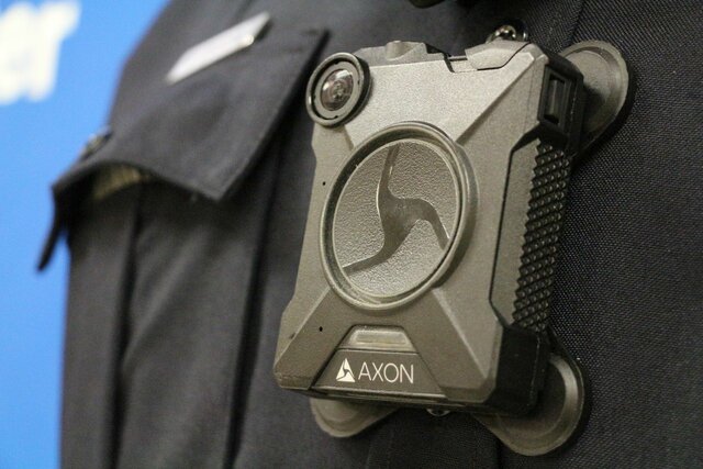 Police Officers Given Body Camera