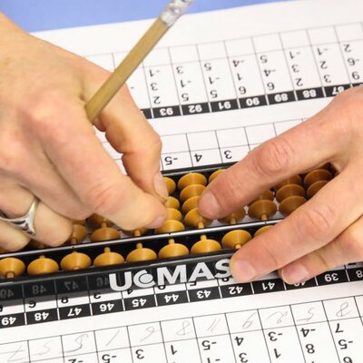 Timeline: LA EVOLUCIÓN DE LOS ORDENADORES